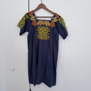 Women Dress embroidered short sleeves M Fragonard blue yellow